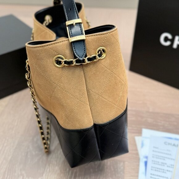 Chanel bag - Picture 2 of 9